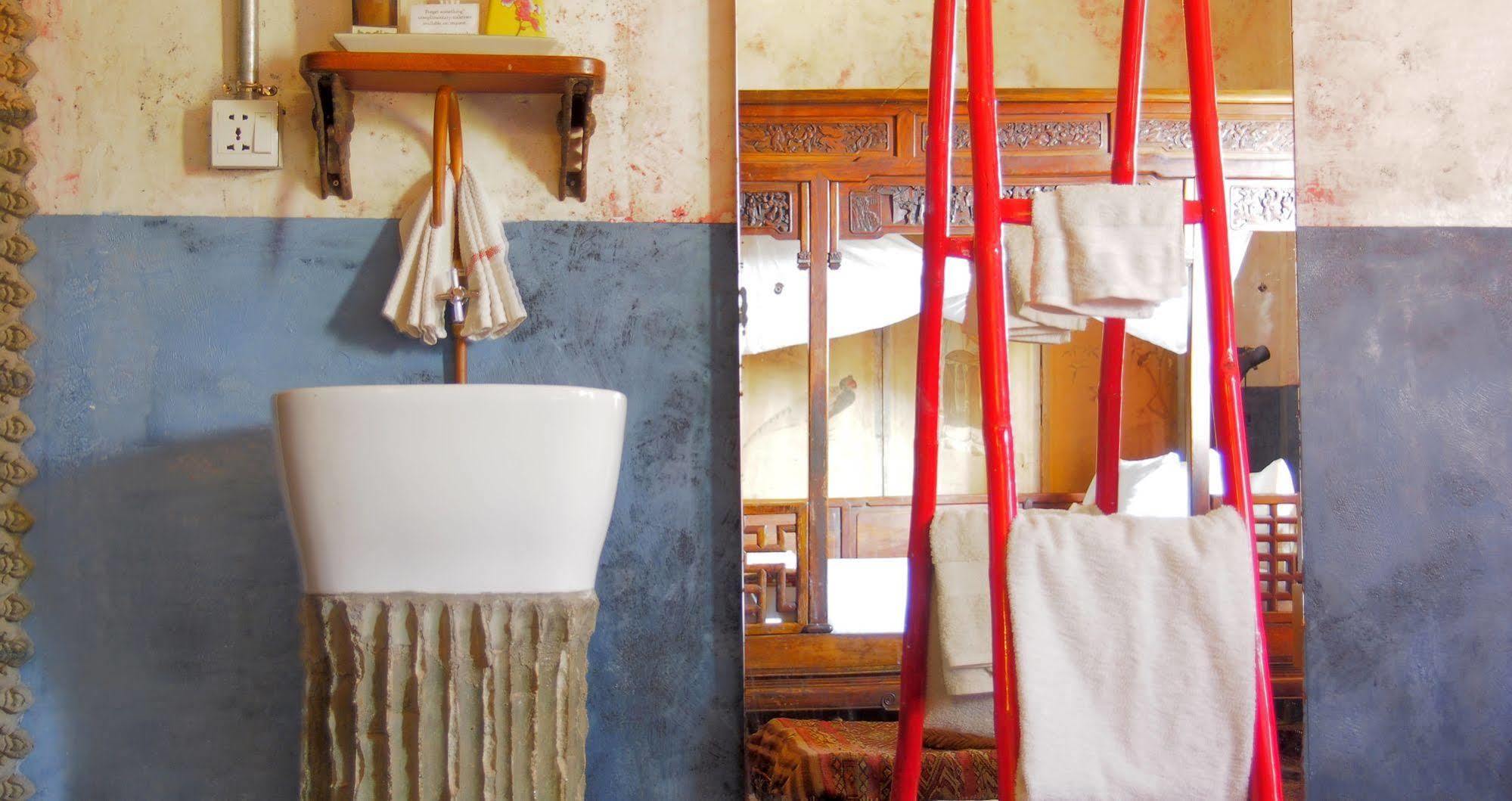 Hotel Bric-A-Brac Battambang Exterior foto