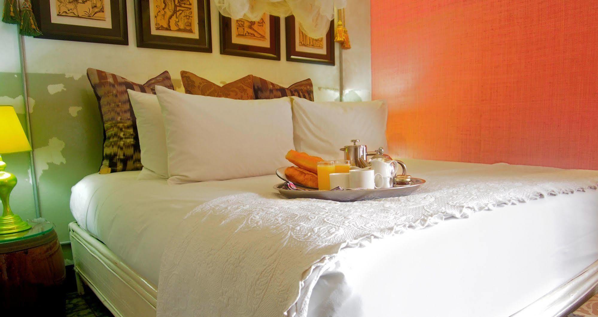 Hotel Bric-A-Brac Battambang Exterior foto