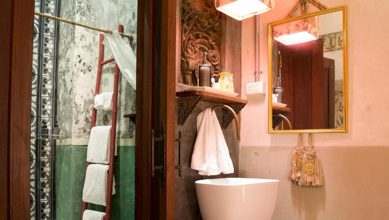 Hotel Bric-A-Brac Battambang Exterior foto
